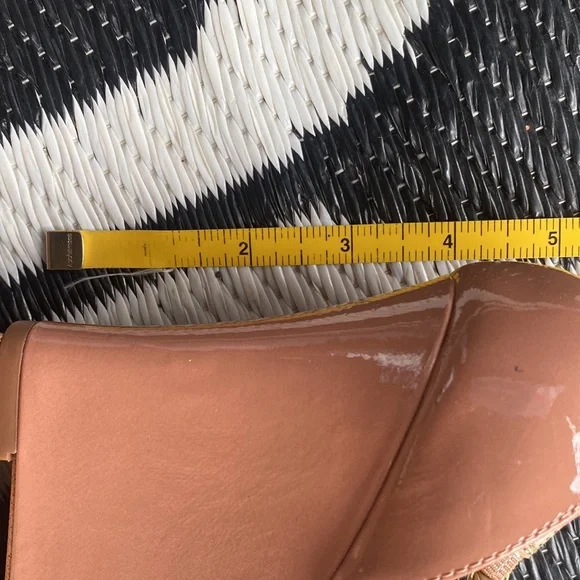 NWOT Ann Taylor Wedges - Picture 8 of 8